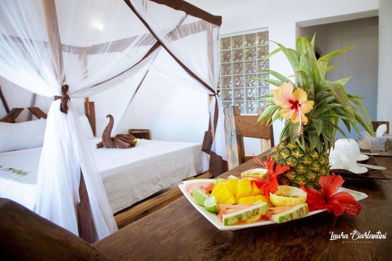 Uroa Zanzibar Vera Beach Hotel By Moonshine Dikoni 外观 照片