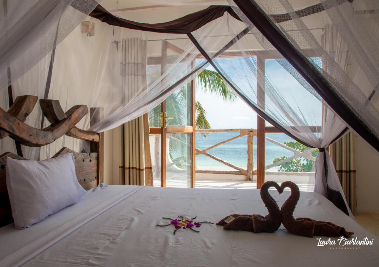 Uroa Zanzibar Vera Beach Hotel By Moonshine Dikoni 外观 照片