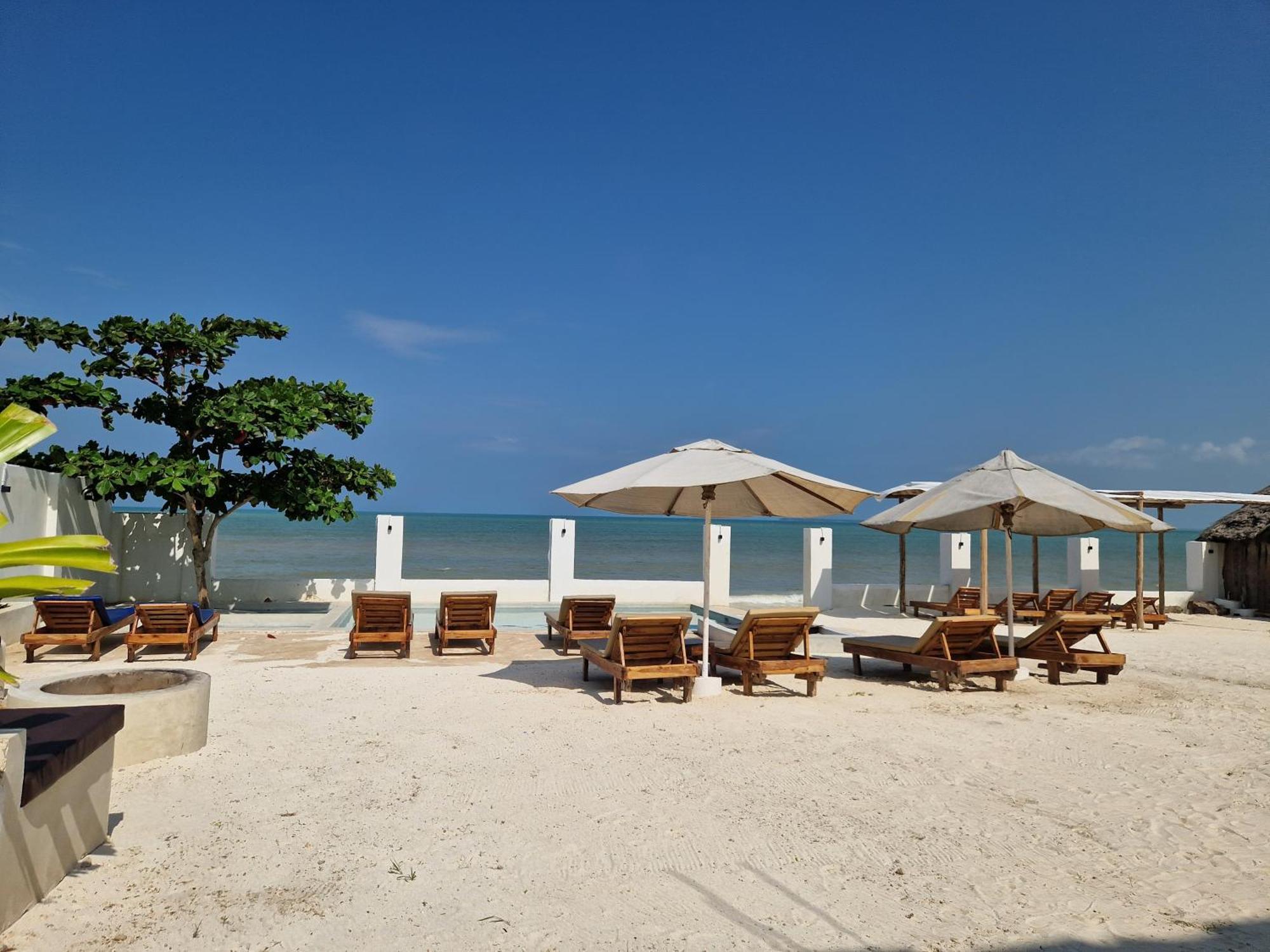 Uroa Zanzibar Vera Beach Hotel By Moonshine Dikoni 客房 照片